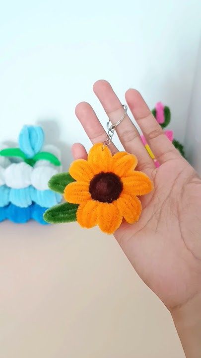 Sunflower Keychain (PC)